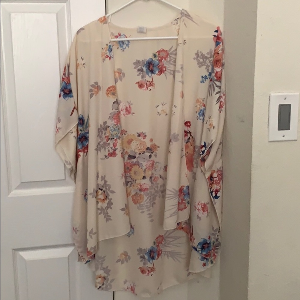 Floral kimono